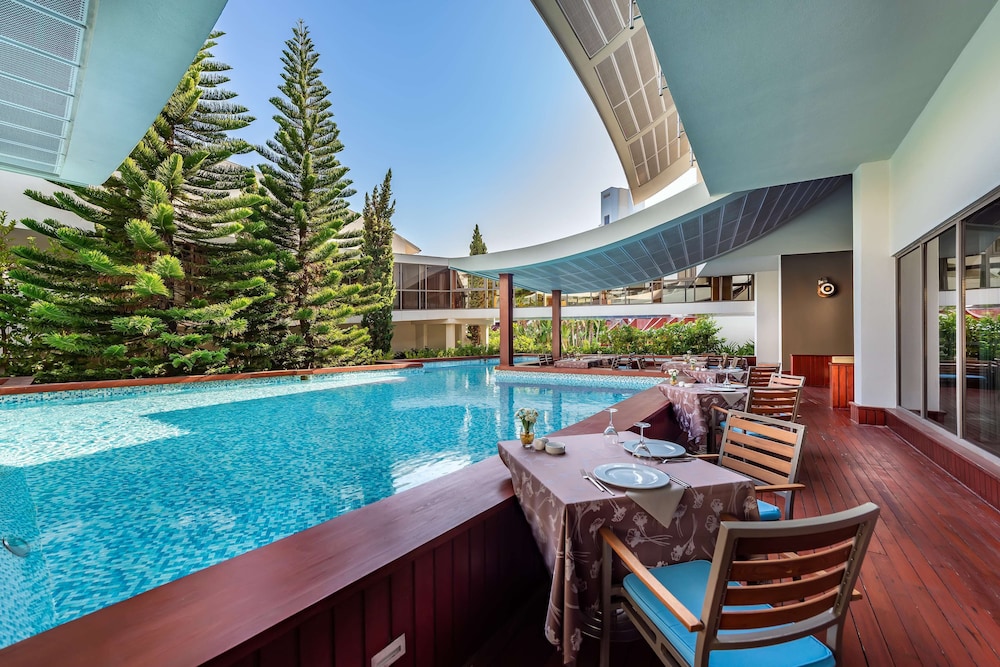 Cornelia Diamond Golf Resort & SPA - All Inclusive — Restaurant & bars in Belek