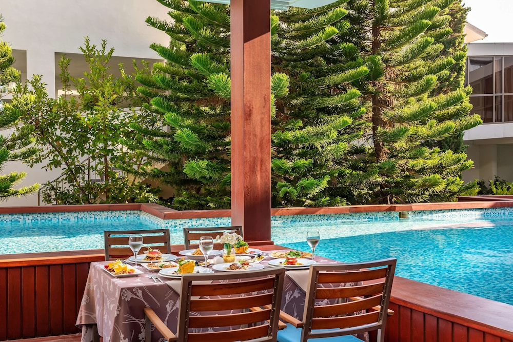 Cornelia Diamond Golf Resort & SPA - All Inclusive — Restaurant & bars in Belek