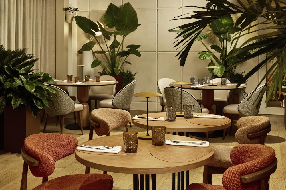 NH Collection Marbella — Restaurant & bars in Marbella, Andalusia