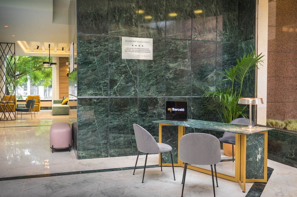 Occidental Sevilla Viapol — Hotel building in Seville, Andalusia