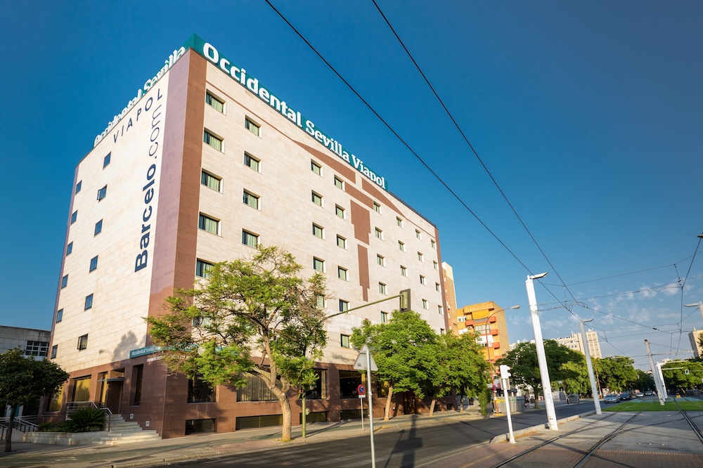 Occidental Sevilla Viapol — Hotel building in Seville, Andalusia