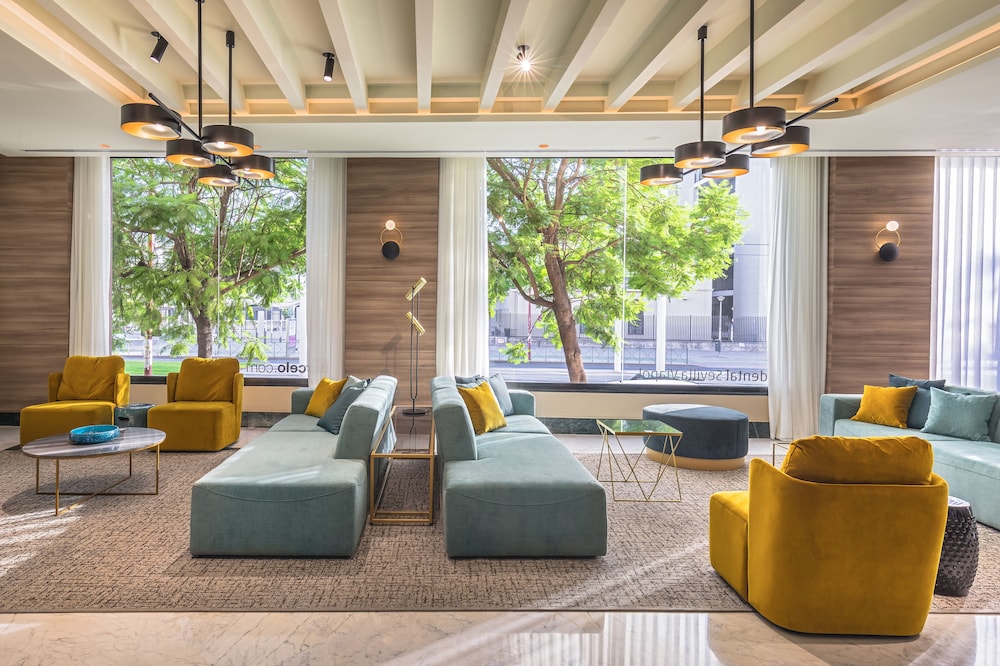 Occidental Sevilla Viapol — Hotel building in Seville, Andalusia