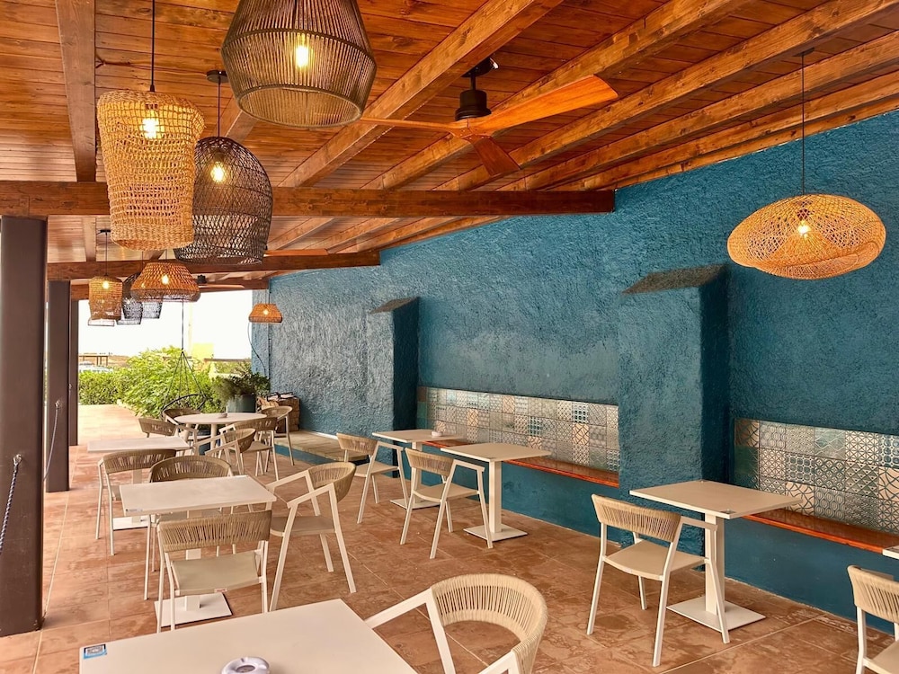 Hotel Calabona — Restaurant & bars in Alghero, Sardinia