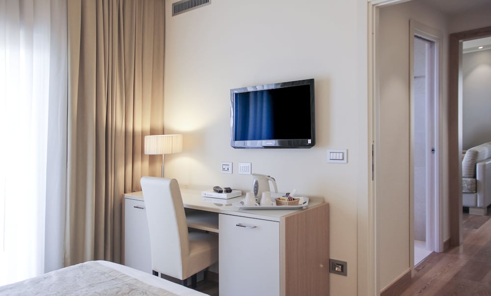 Hotel Calabona — Hotel rooms in Alghero, Sardinia