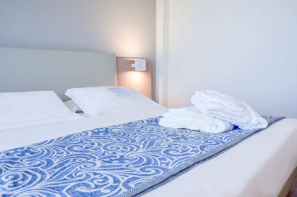 Hotel Calabona — Hotel rooms in Alghero, Sardinia