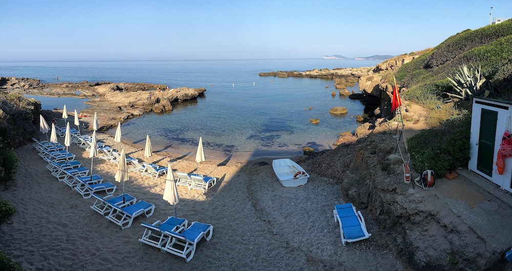 Hotel Calabona — Beach in Alghero, Sardinia