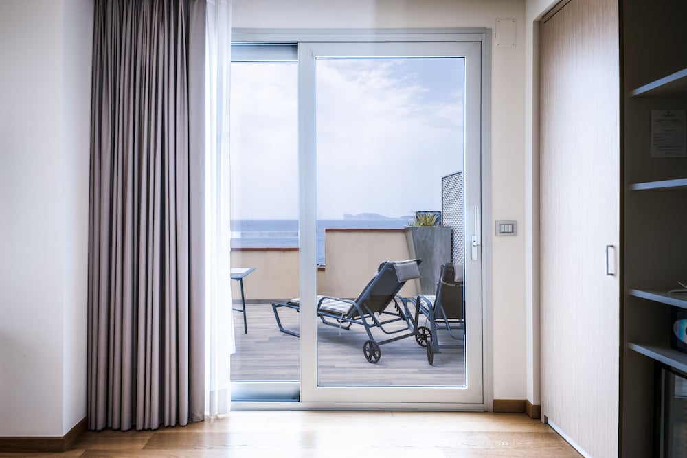 Hotel Calabona — Hotel rooms in Alghero, Sardinia
