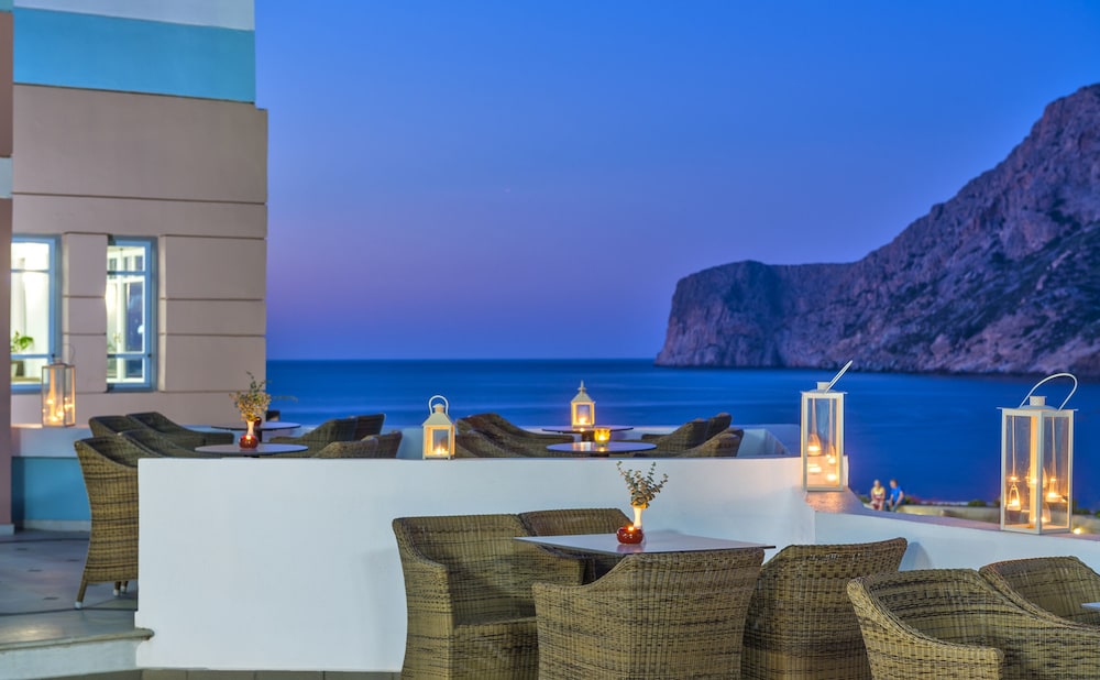 Fodele Beach & Water Park Holiday Resort - All Inclusive — Restaurant & bars in Fodele