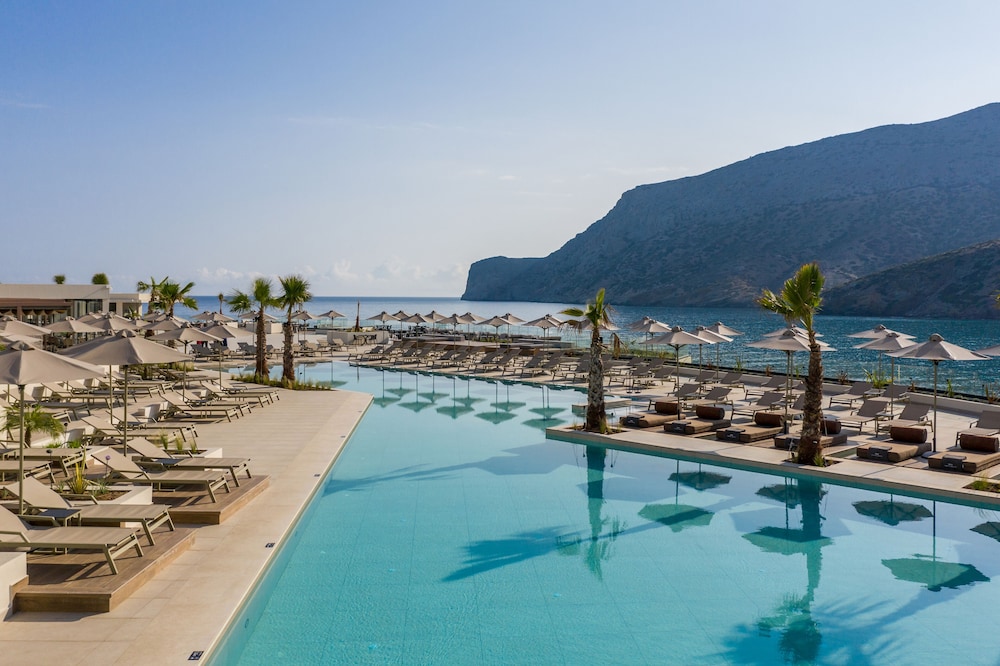 Fodele Beach & Water Park Holiday Resort - All Inclusive — Swimming pool in Fodele
