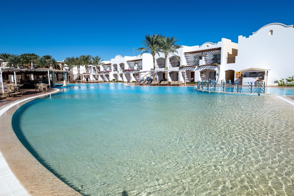 JAZ Dahabeya — Swimming pool in Dahab, Red Sea