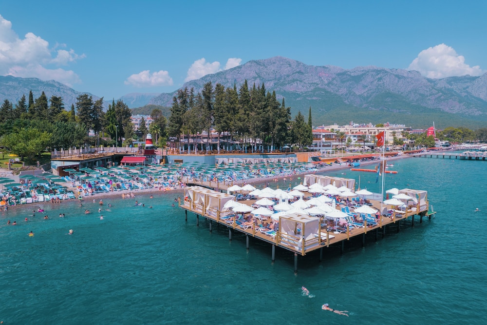 Rox Resort  Hotel - All Inclusive — Beach in Kemer