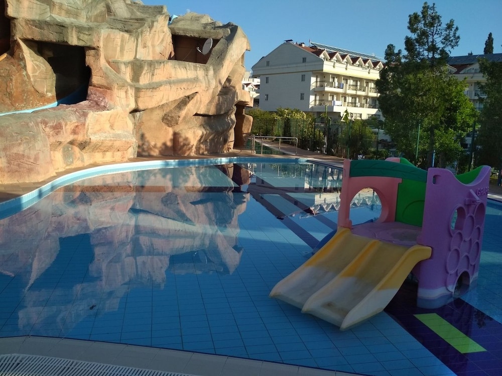 Rox Resort  Hotel - All Inclusive — Swimming pool in Kemer