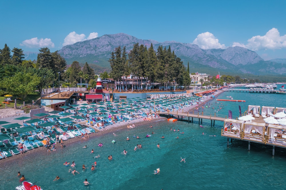 Rox Resort  Hotel - All Inclusive — Beach in Kemer