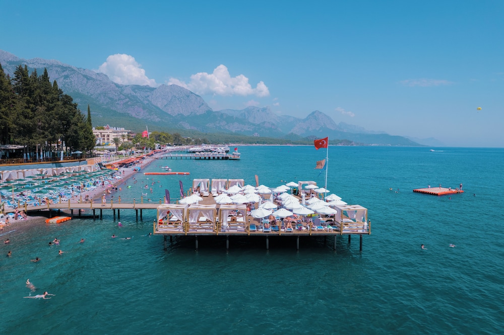 Rox Resort  Hotel - All Inclusive — Beach in Kemer
