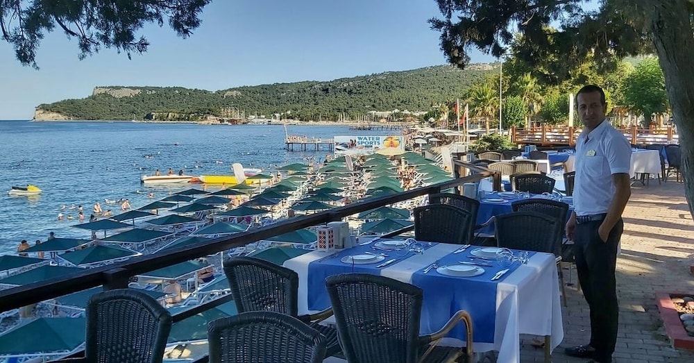 Rox Resort  Hotel - All Inclusive — Restaurant & bars in Kemer