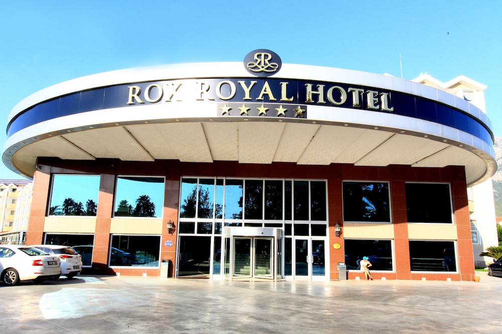 Rox Resort  Hotel - All Inclusive — Hotel building in Kemer