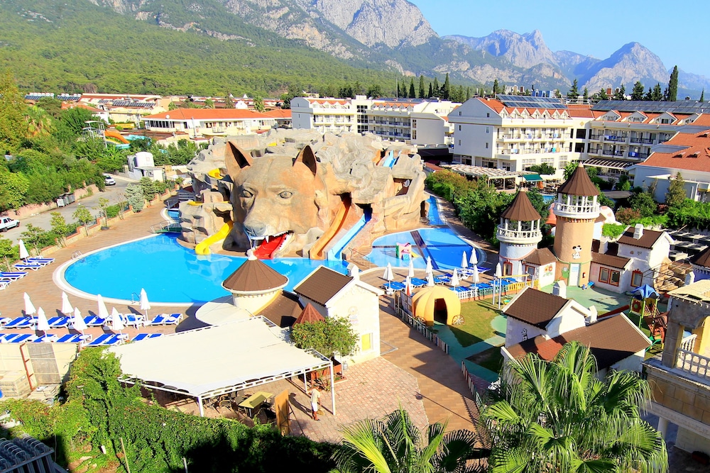 Rox Resort Hotel - zdjęcie 4