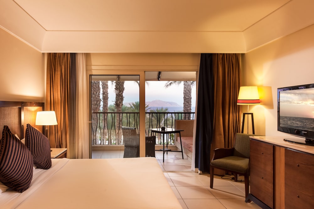 Grand Rotana Resort & Spa — Hotel rooms in Sharm El Sheikh, Red Sea