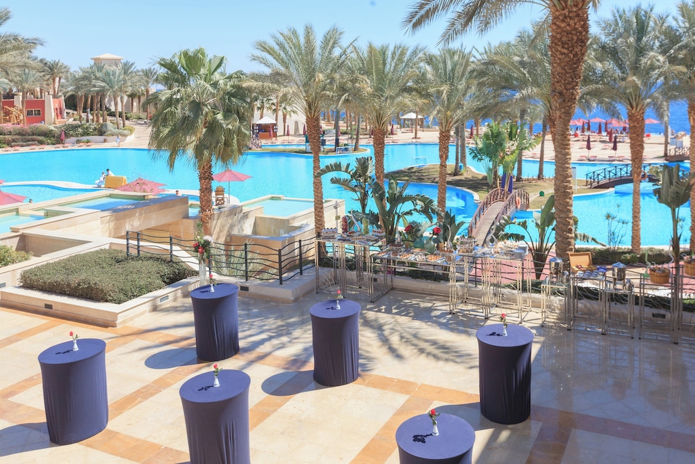 Grand Rotana Resort & Spa — Swimming pool in Sharm El Sheikh, Red Sea