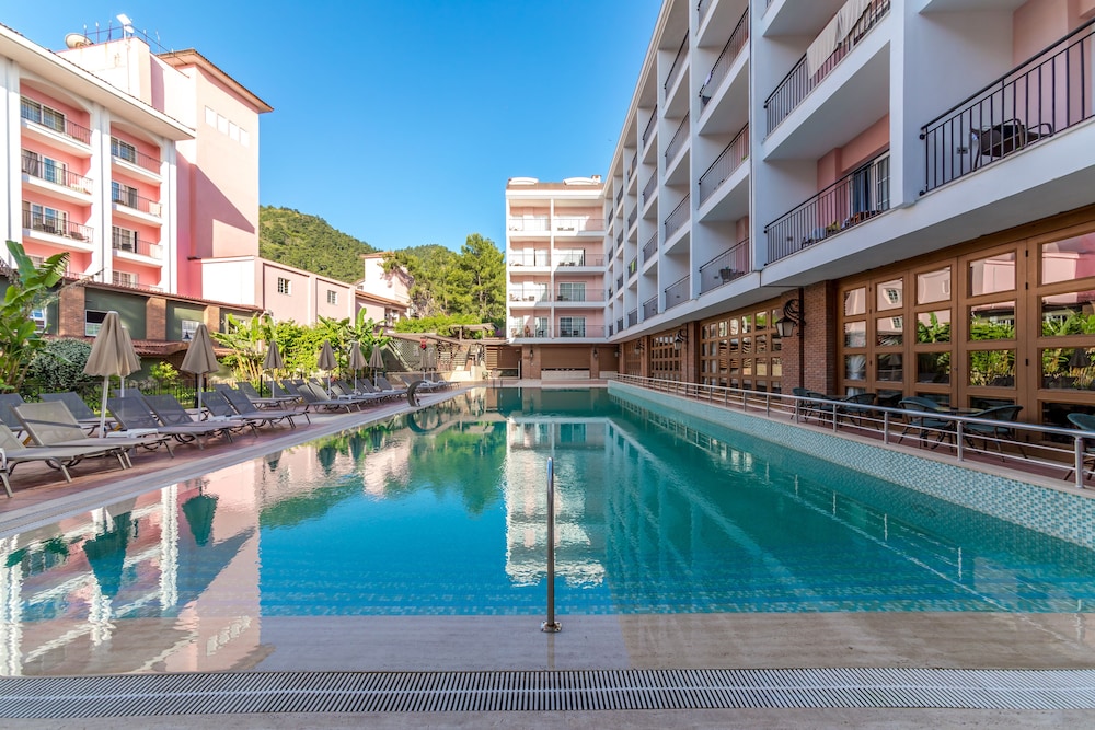 Grand Yazici Club Turban — Swimming pool in Marmaris, Mugla