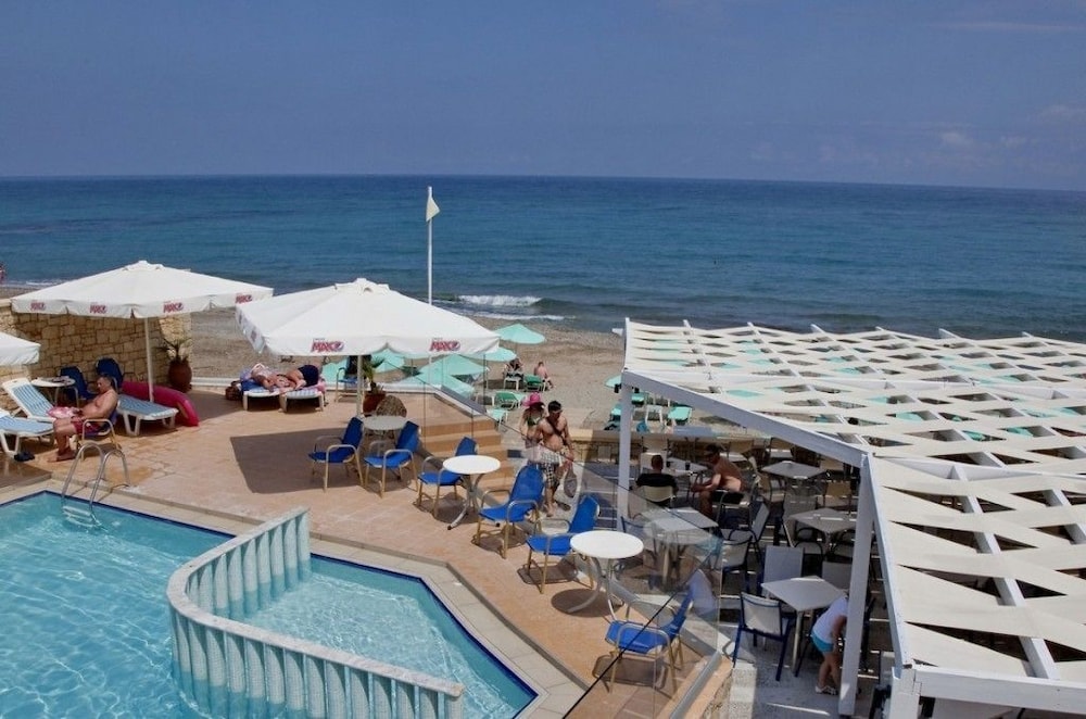 Jo-An Beach Hotel - zdjęcie 4