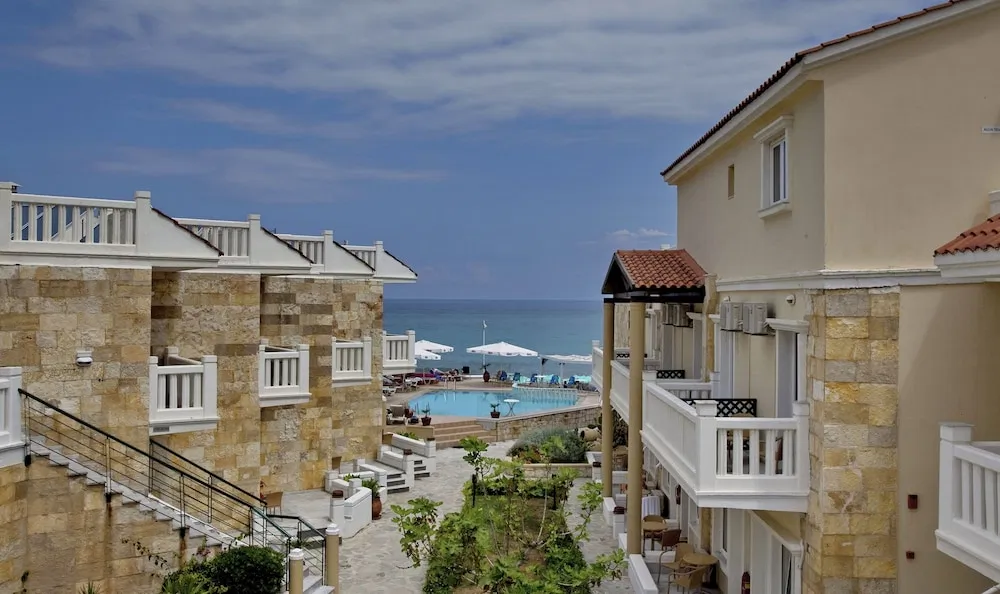 Jo-An Beach Hotel