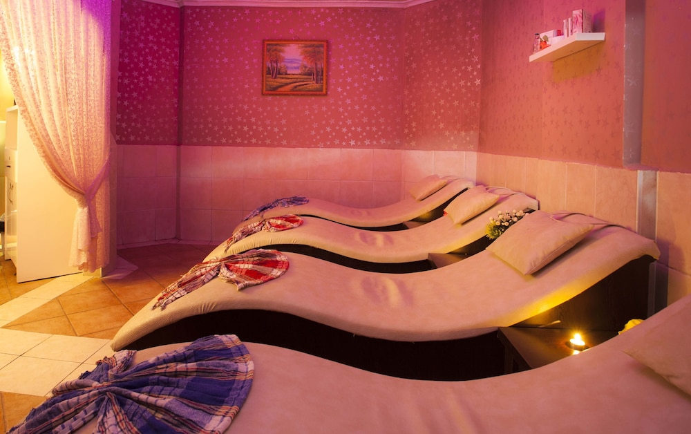 Kleopatra Royal Palm Hotel — Hotel rooms in Alanya