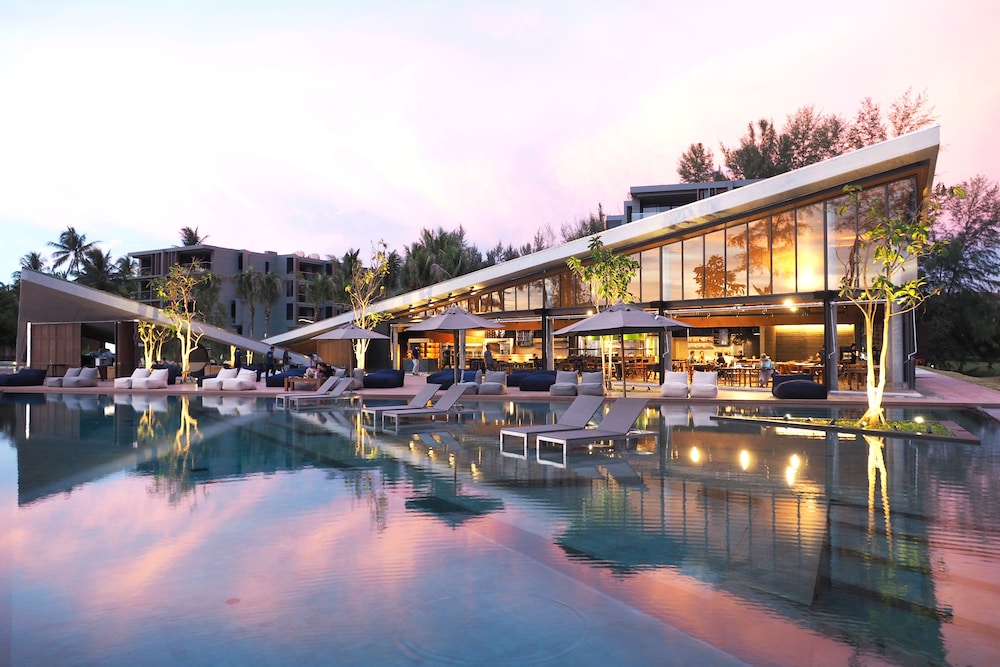 La Vela Khao Lak — Swimming pool in Khao Lak, Phang Nga