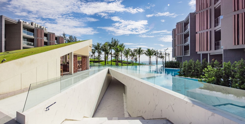 La Vela Khao Lak — Swimming pool in Khao Lak, Phang Nga