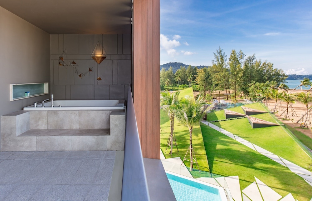 La Vela Khao Lak — Hotel rooms in Khao Lak, Phang Nga