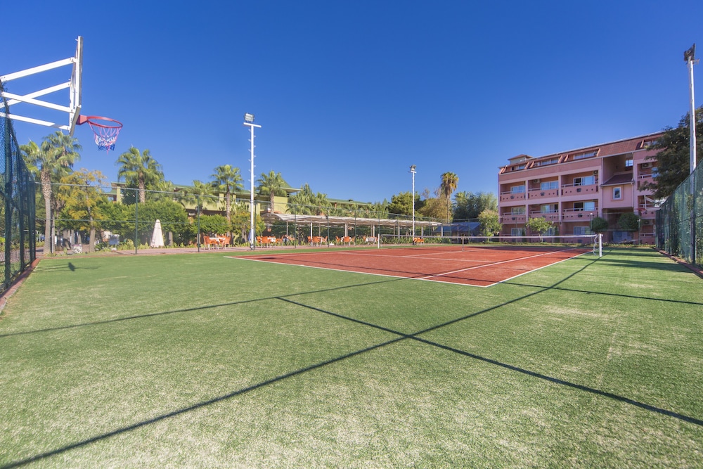 Lonicera World — Sports & recreation in Alanya