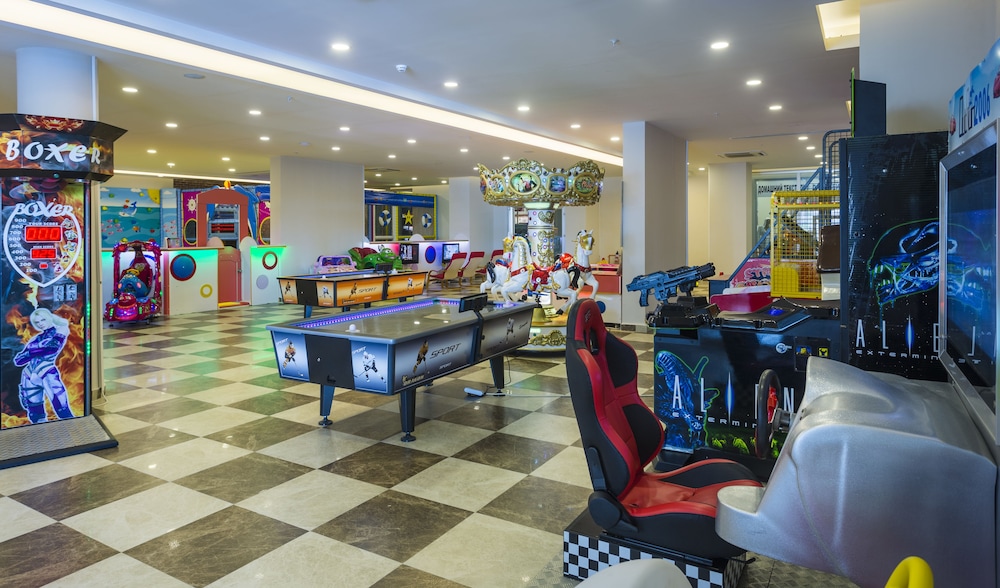 Lonicera World — Attractions for children in Alanya