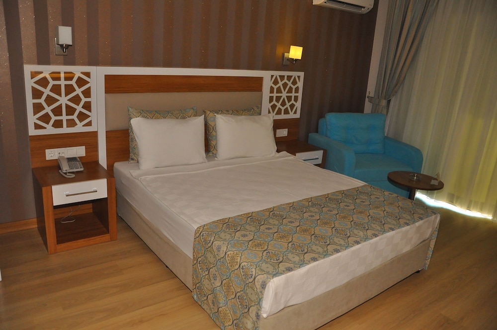 Lonicera World — Hotel rooms in Alanya