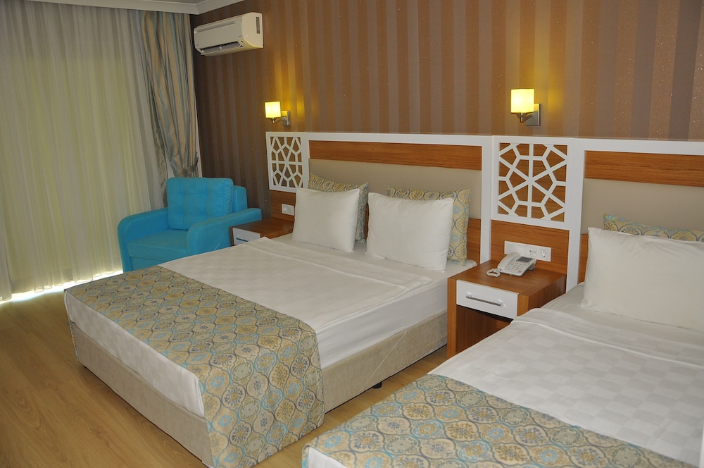 Lonicera World — Hotel rooms in Alanya