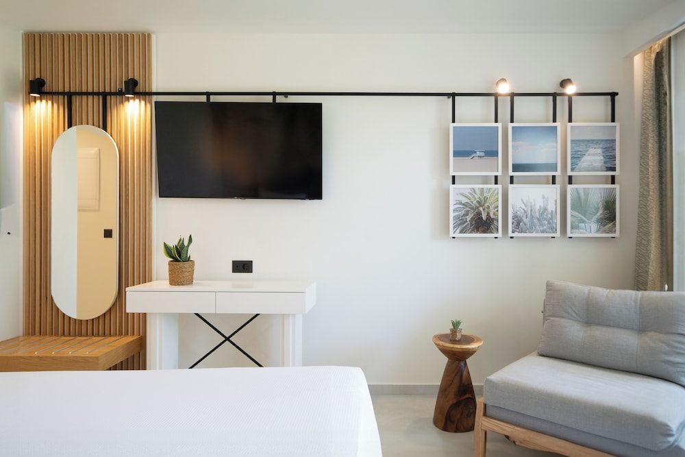Iberostar Selection Creta Marine — Hotel rooms in Panormo