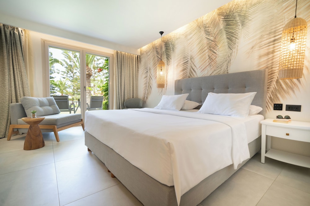 Iberostar Selection Creta Marine — Hotel rooms in Panormo