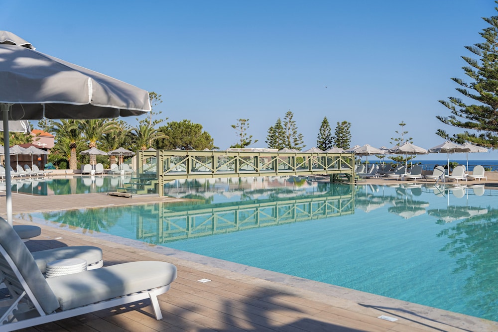 Iberostar Selection Creta Marine — Swimming pool in Panormo