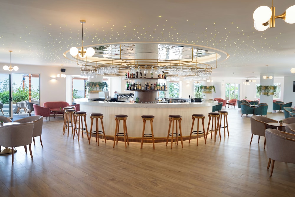 Iberostar Selection Creta Marine — Restaurant & bars in Panormo
