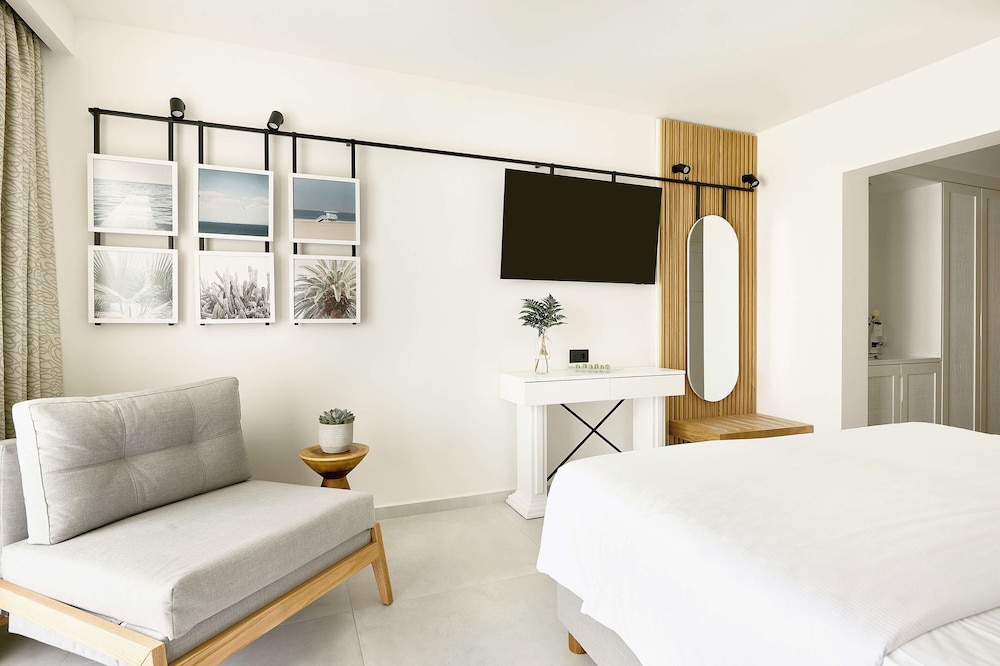 Iberostar Selection Creta Marine — Hotel rooms in Panormo