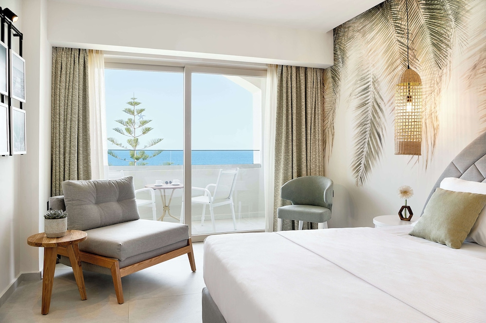 Iberostar Selection Creta Marine — Hotel rooms in Panormo