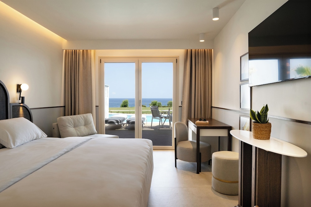 Iberostar Selection Creta Marine — Hotel rooms in Panormo