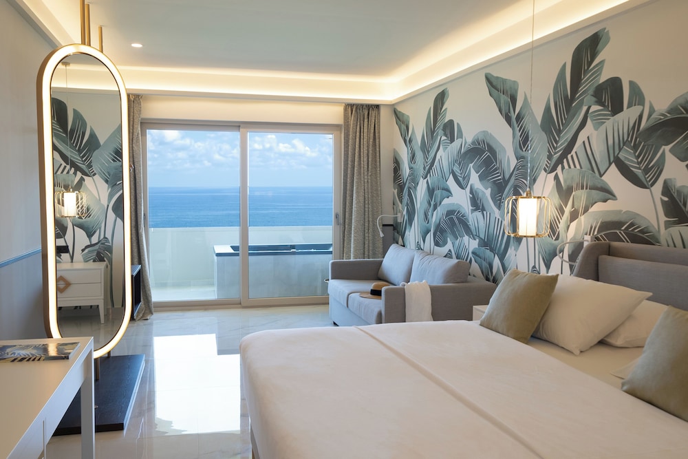 Iberostar Selection Creta Marine — Hotel rooms in Panormo