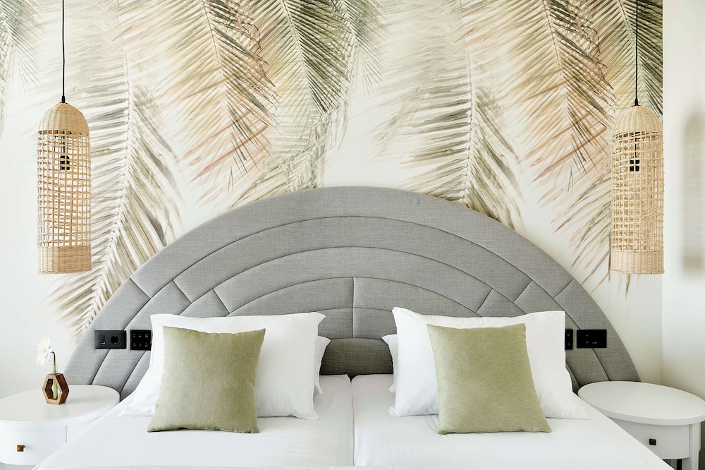 Iberostar Selection Creta Marine — Hotel rooms in Panormo