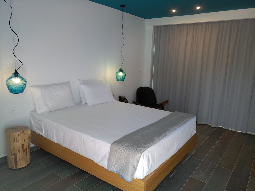 Meropi Hotel — Hotel rooms in Malia