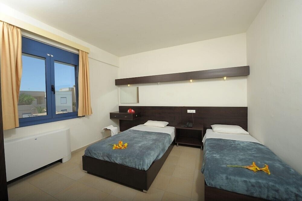 Meropi Hotel — Hotel rooms in Malia