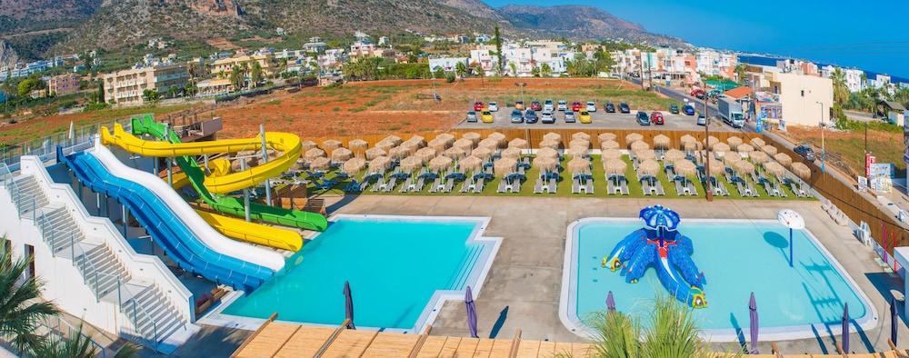 Meropi Hotel — Swimming pool in Malia