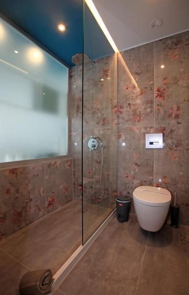 Meropi Hotel — Hotel rooms in Malia