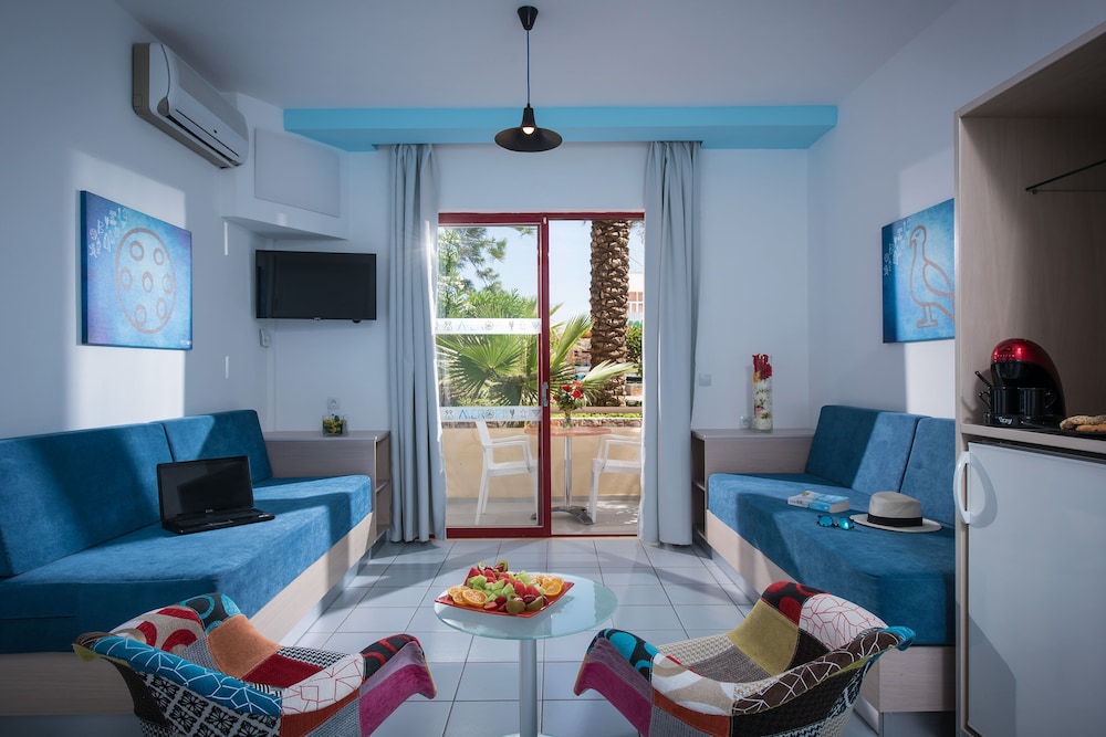 Meropi Hotel — Hotel rooms in Malia