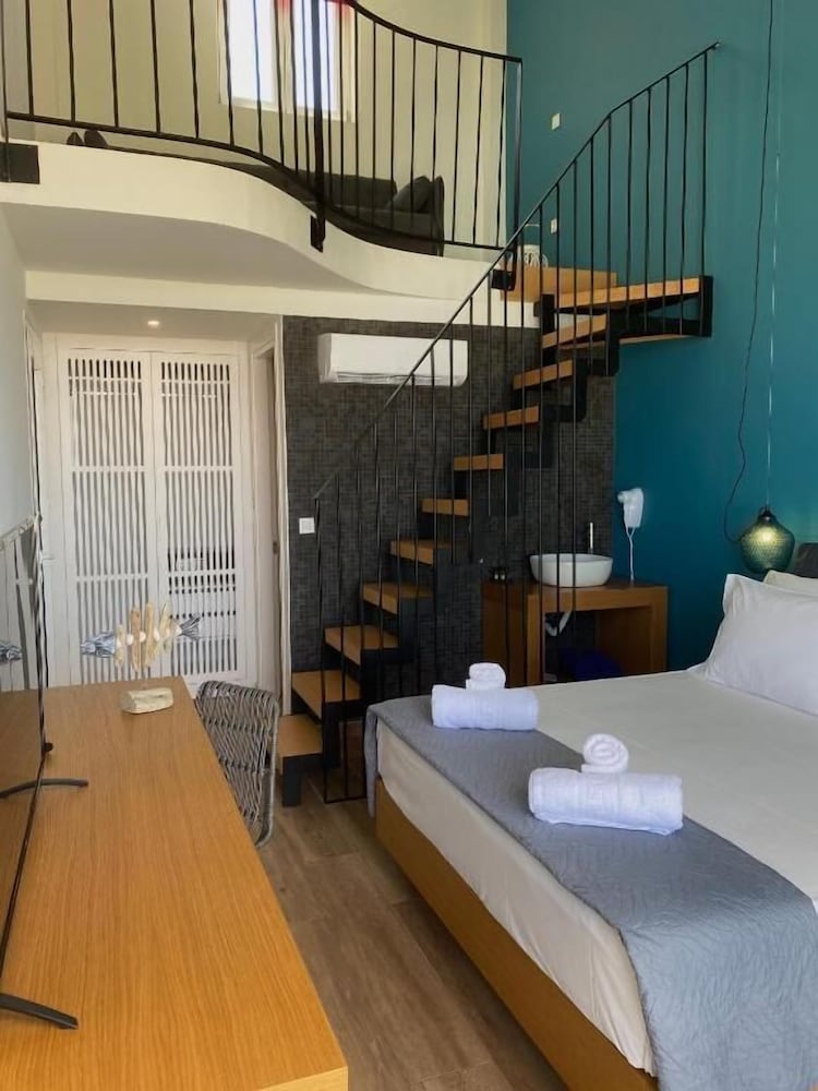 Meropi Hotel — Hotel rooms in Malia