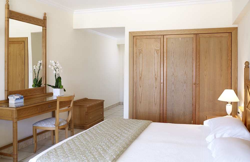 Canvas by Mitsis Petit Palais — Hotel rooms in Rhodes Town, South Aegean